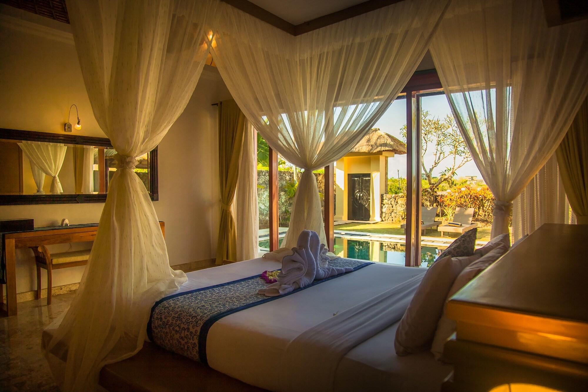 Villa Royal Pool Bali