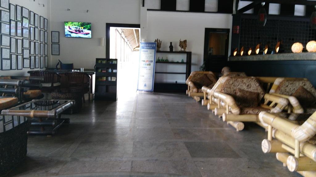 Royal Pool Villa Bali Villa