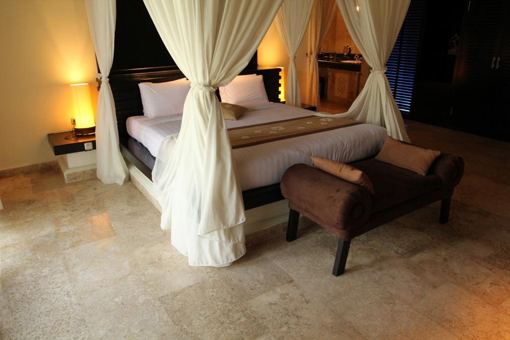 Royal Pool Bali Nusa Dua (Bali)